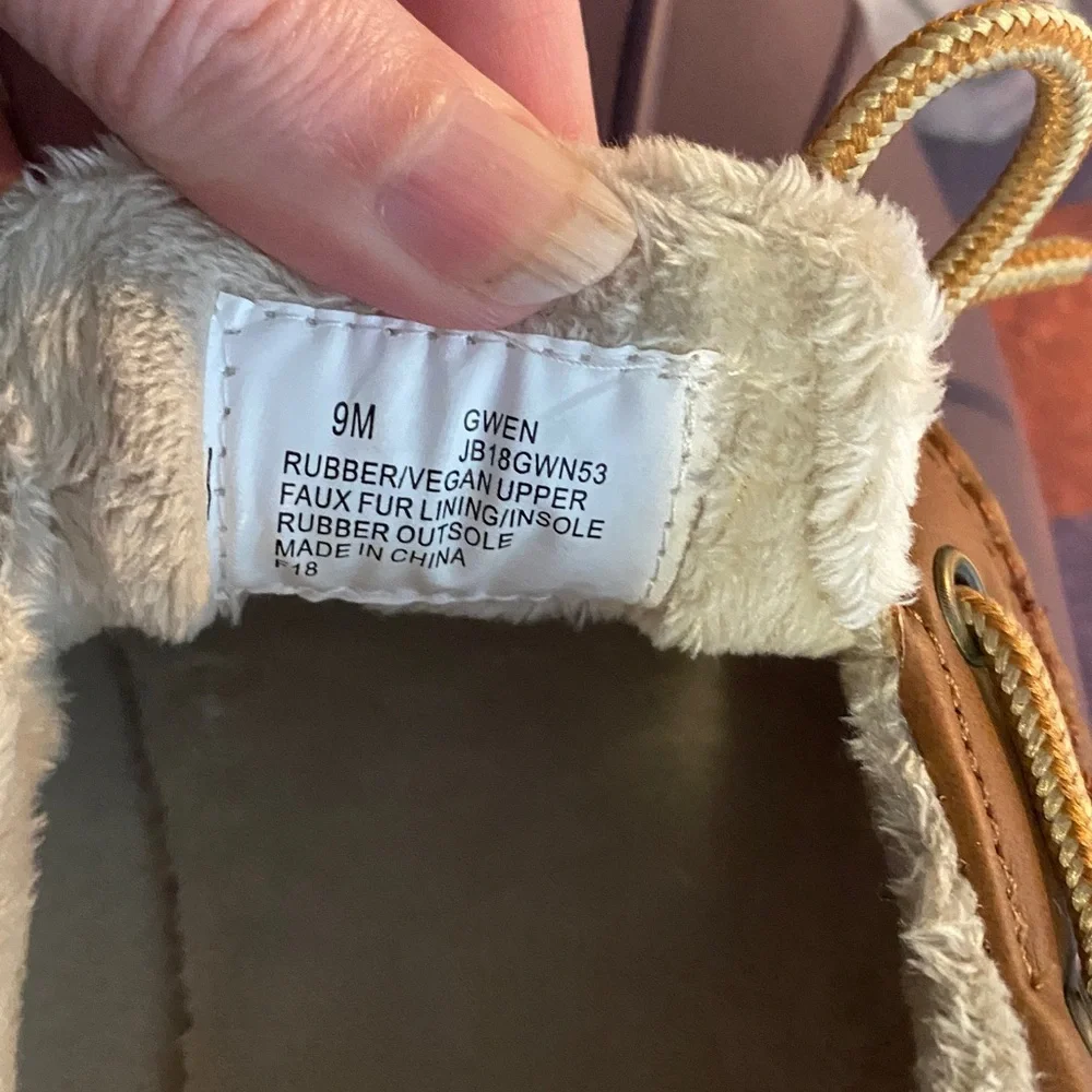 JBU Duck Shoes